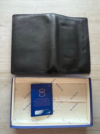 Cartera de piel negra Renato Balestra
