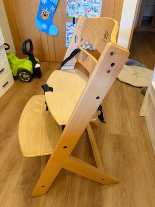 Trona de madera para bebé