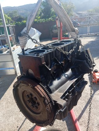 Bloque y culata 1.9 DTI