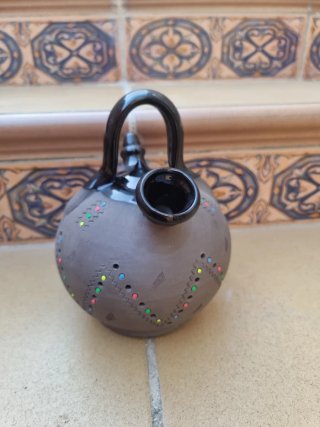 Botijo de cerámica con colorines