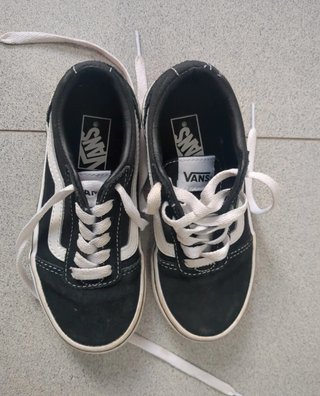Vans niño negras y blancas