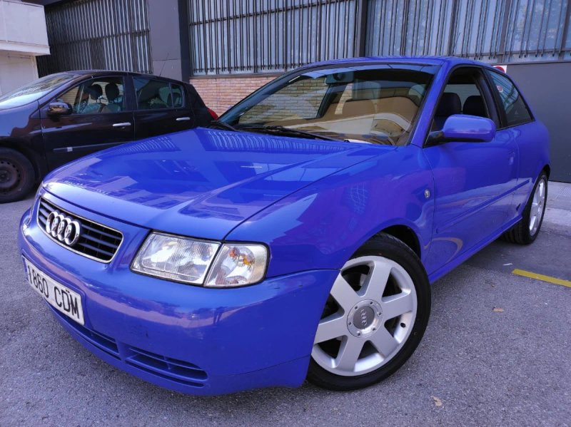 Audi A3 1998 - foto 1
