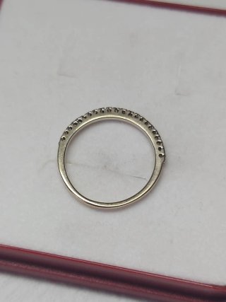 Alianza oro blanco y diamantes