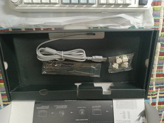 Teclado Aula F75 Wind
