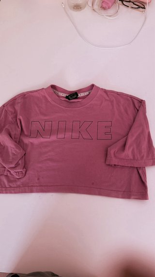 Camiseta Nike Rosa Crop Top