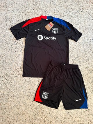 Conjunto Nike FC Barcelona Negro/Rojo