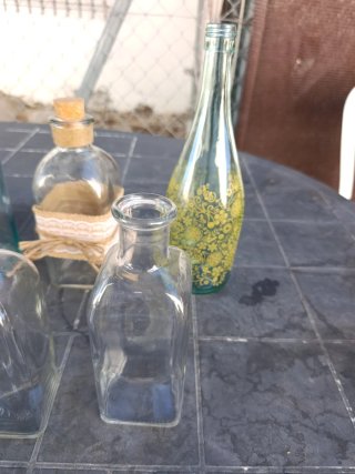 Tarros de cristal variados con corcho
