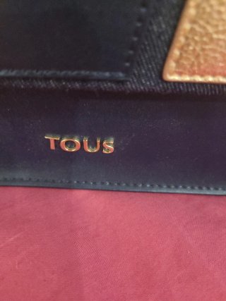 Bolso Tous Negro y Dorado Nuevo