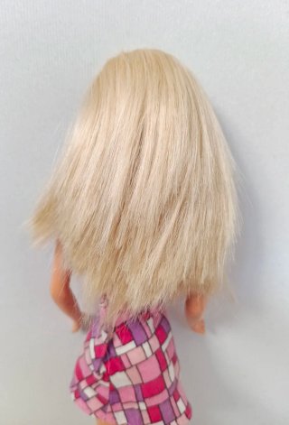 Barbie Hip to be Square 2000