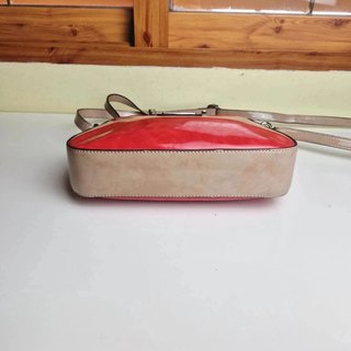 Bolso Hexagona rojo charol elegante bandolera muje