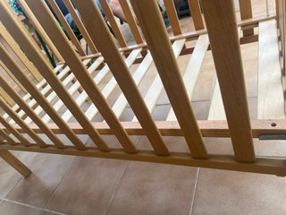 Cuna de madera maciza