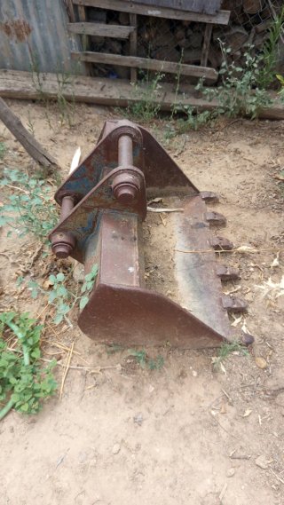 Cazo Retroexcavadora JCB 80ct Pozo Artesano