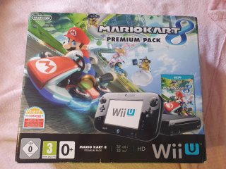 Caja de consola Nintendo Wii U edición Mario Kart