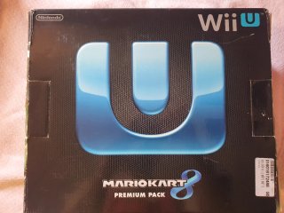 Caja de consola Nintendo Wii U edición Mario Kart