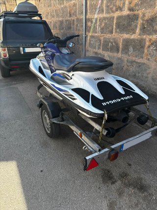 Jet Ski Yamaha GP1200R 2 Tiempos + Remolque