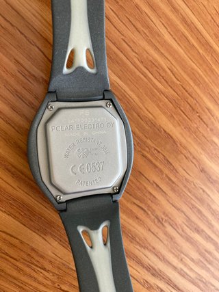 Reloj Pulsómetro Polar F5 + Banda T31 + Bolso