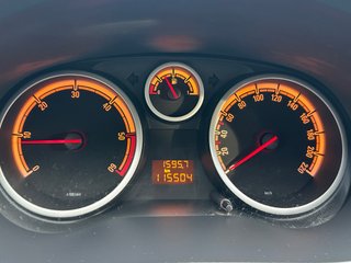 Opel Corsa DIESEL 90 CV 6 VELOCIDADES 115000 KM