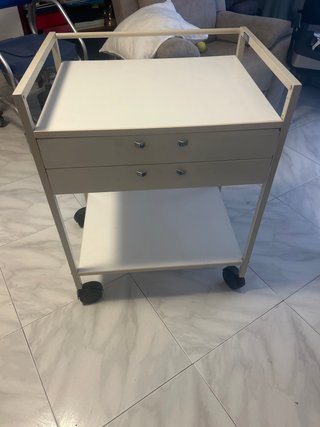 Mesa auxiliar sanitaria 2 cajones ruedas