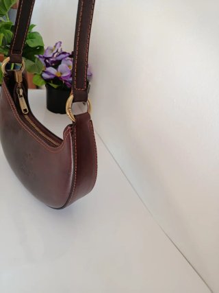 Borsa elegante in pelle marrone