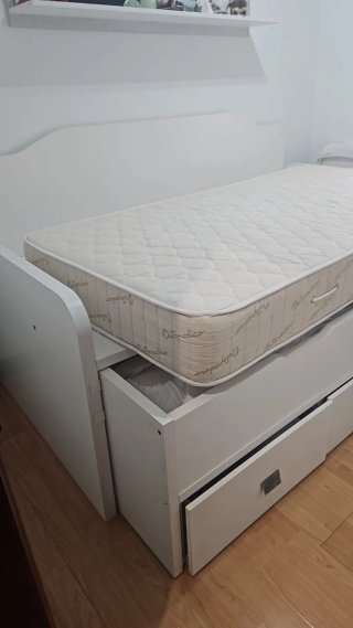 Cama nido doble,  con cajones. precio negociable.