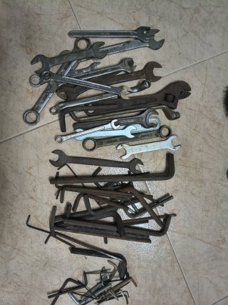 Juego de llaves fijas y Allen