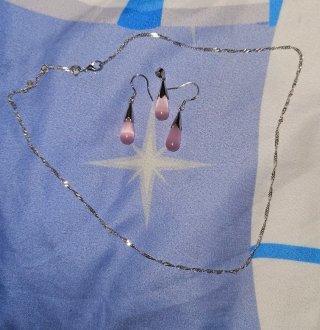 Conjunto Colgante y Pendientes