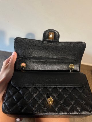 Bolso CHANEL Timeless Flap Medium – Negro & Dorado
