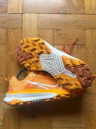 Nike Air Zoom Terra Kiger 9 Melon Tint Talla 38