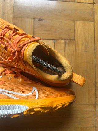 Nike Air Zoom Terra Kiger 9 Melon Tint Talla 38