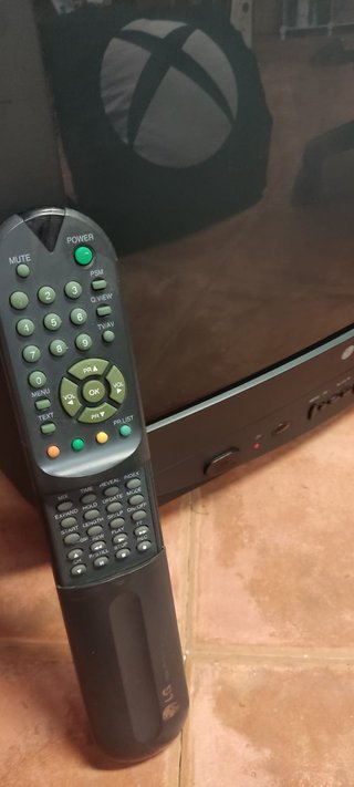 TELEVISOR CRT 21" LG RETRO GAMING RGB