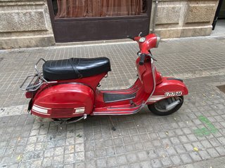 Vespa 160 GT Electronic Roja