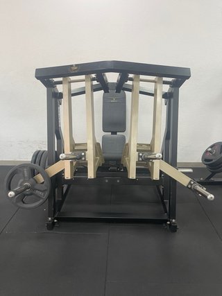 Prensa Frontal Gimnasio