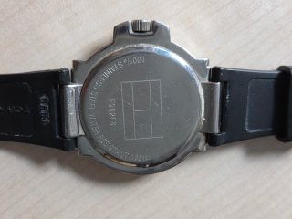 Reloj Tommy Hilfiger Negro y Plateado