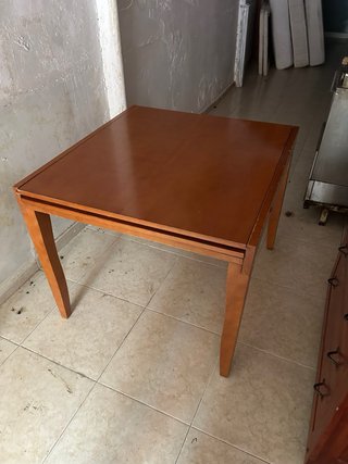 Mesa de comedor extensible de madera