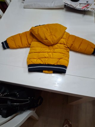 Chaqueta Levi's niño amarilla