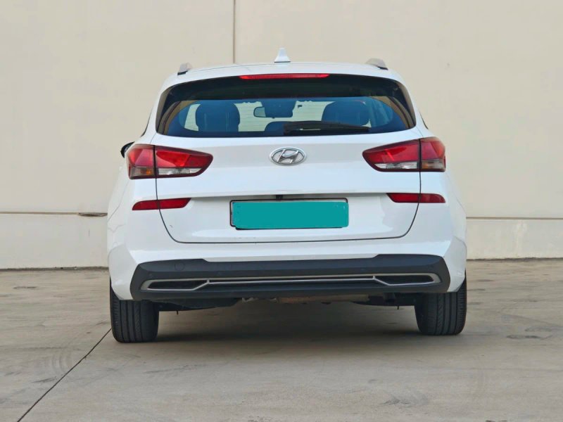 Hyundai i30 CW 1.6 CRDI KLASS 2021, foto 17