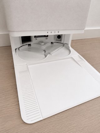 iRobot Roomba Plus 505 AutoWash Dock