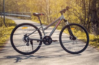 Bicicleta Híbrida Gris y Naranja