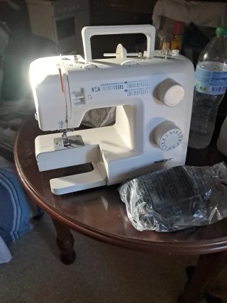 Máquina de coser Silvercrest 33 funciones