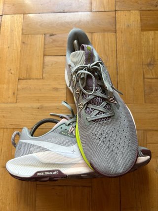 Nike Pegasus Trail 5 Talla 39 Jade Crimson