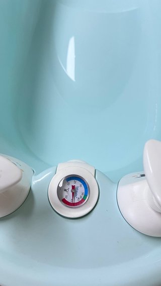 Bañera Bébé-Jou para bebé con soporte
