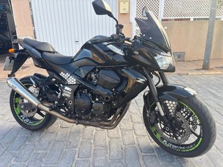 Kawasaki Z750 Negra