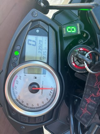 Kawasaki Z750 Negra