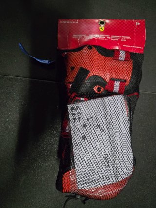 Protezioni Bambino Ferrari