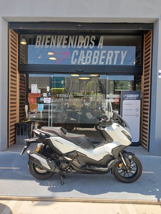 Honda ADV 350 Blanca Maxi-Scooter