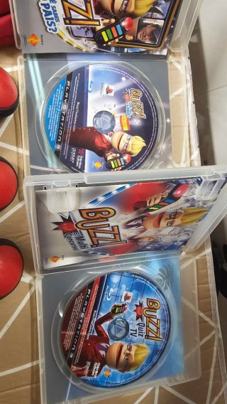 4 Buzzer Buzz PS3 + Cámara + Juegos