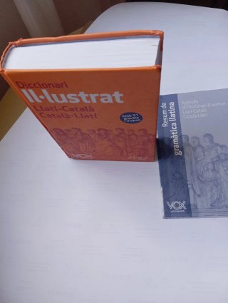 Diccionari il·lustrat llatí-català, català-llatí