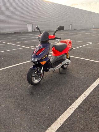 Aprilia SR 50 Valentino Rossi Scooter