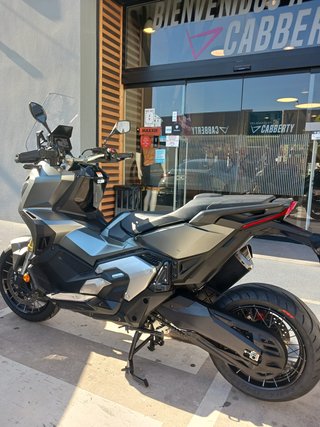 Honda X-ADV 750 Gris/Plata