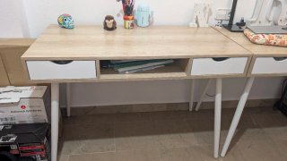 Escritorio madera y blanco con cajones